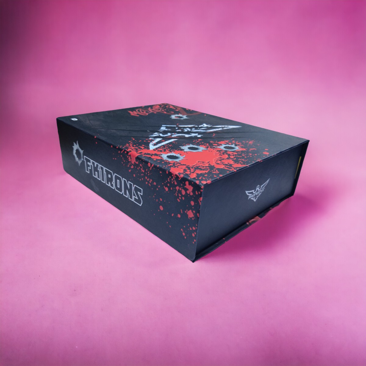 custom-printed-luxury-apparel-boxes-supplier